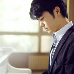 护士长双乳被揉的又大又硬
