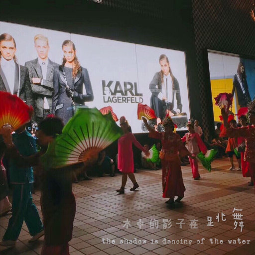 护士长双乳被揉的又大又硬
